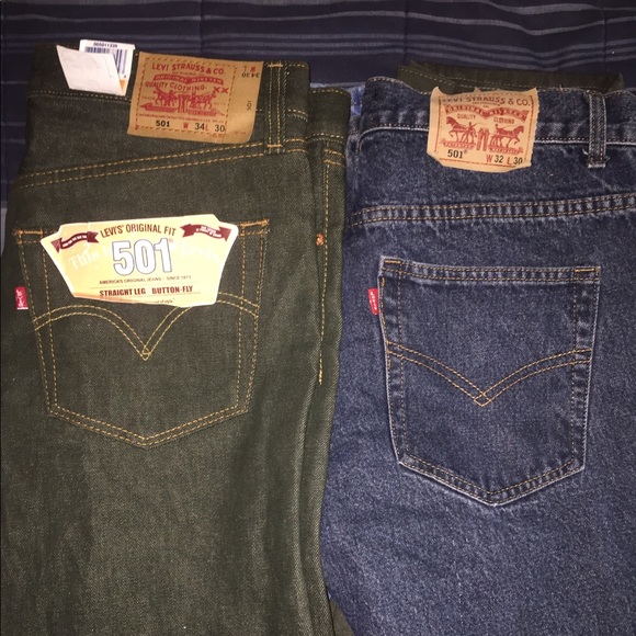 Levi Brand Jeans - Picture 2 of 6